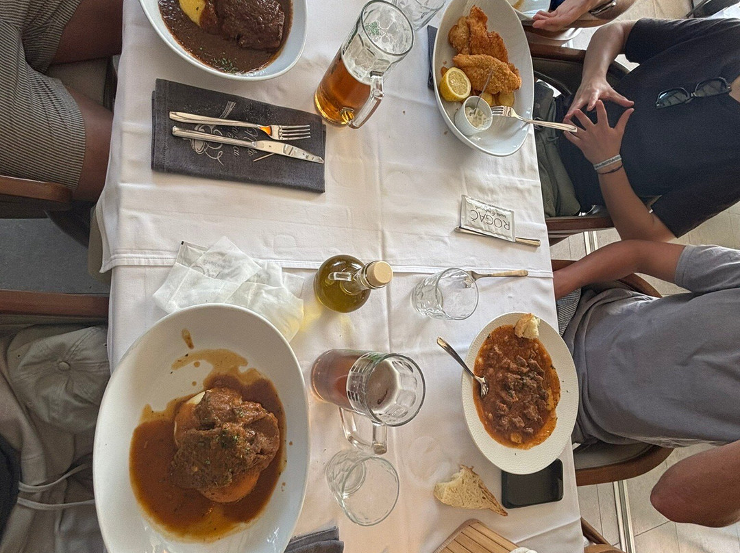 Rogač 客房 & 餐厅主图