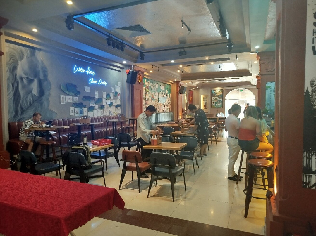 The One Hostel Cat Ba-Cat Ba Town必去景点