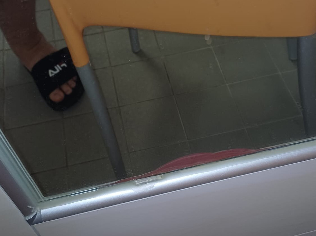阿奎拉克斯康体及塔岗酒店主图