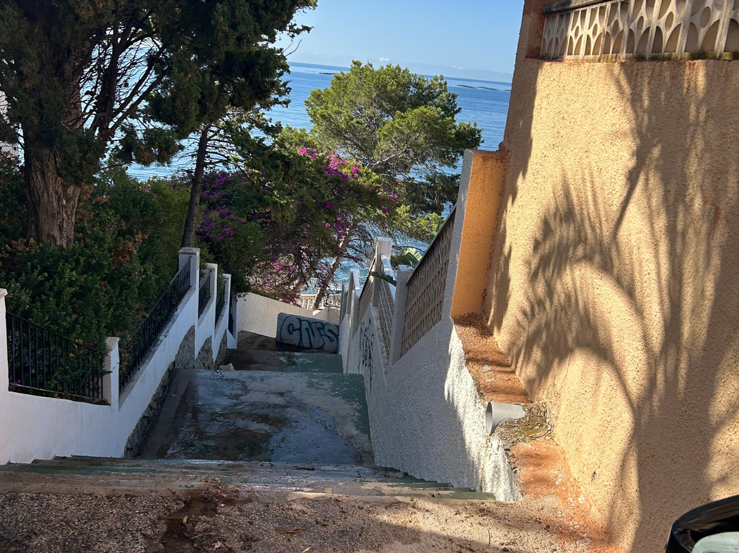 Cala Les Urques Beach-卡尔佩必去景点