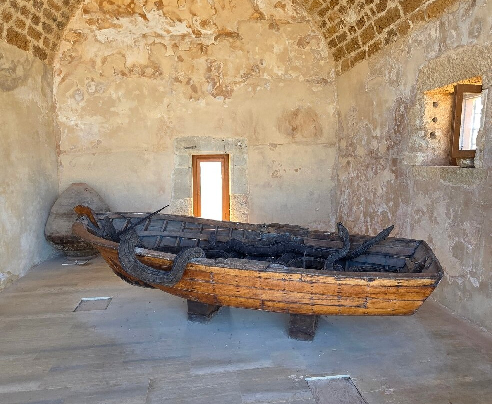 The Venetian Fortezza-雷斯蒙必去景点