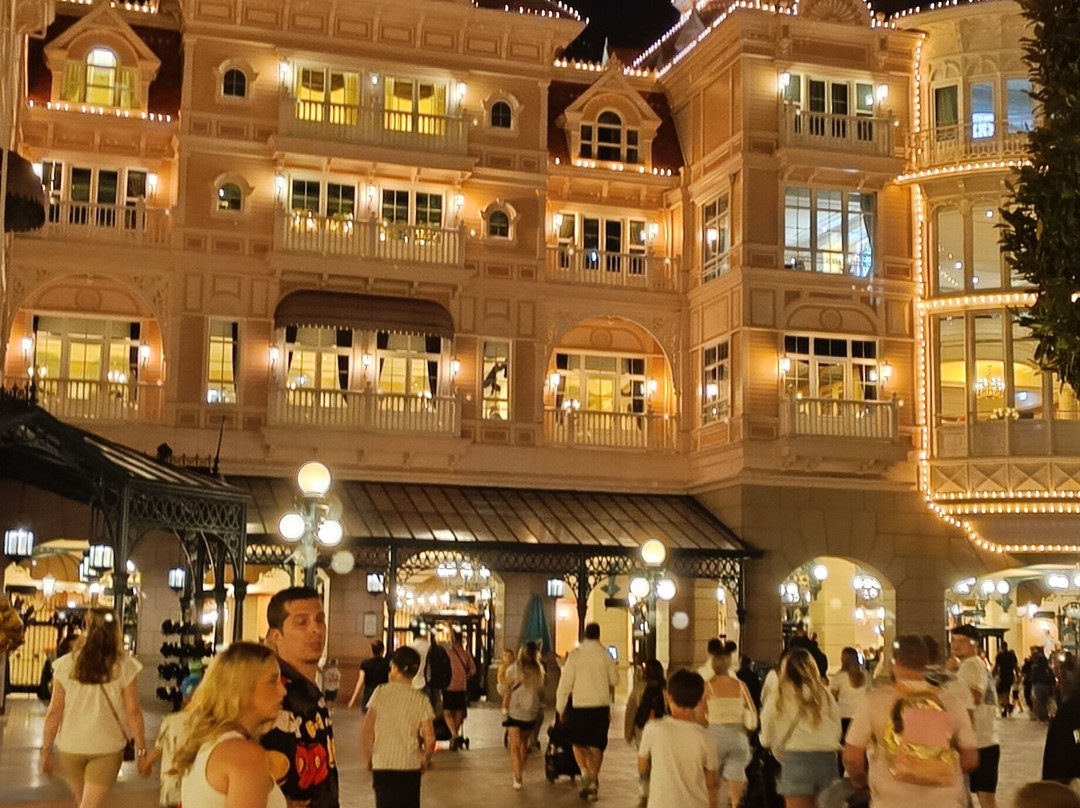 迪士尼乐园®酒店主图