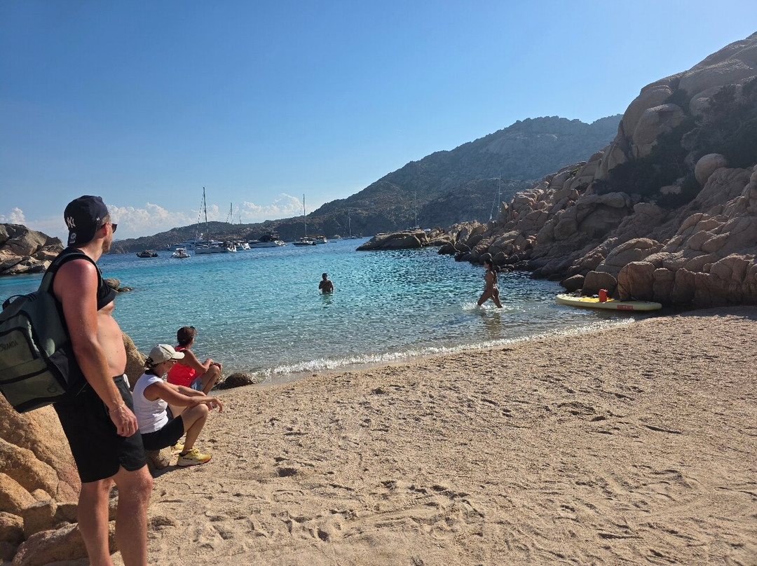 Spiaggia di Cala Coticcio-拉马达莱娜必去景点