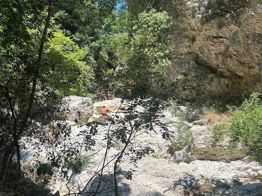 Nydri Waterfalls-Nidri必去景点