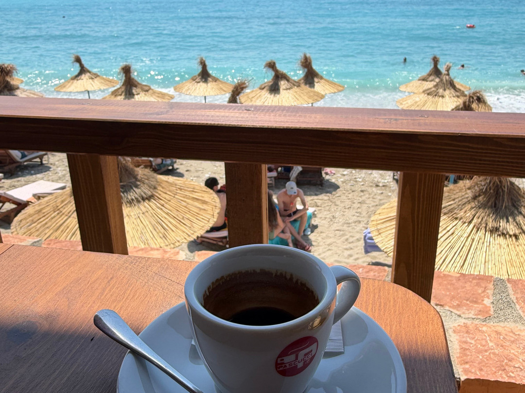 Buneci Beach-Piqeras必去景点
