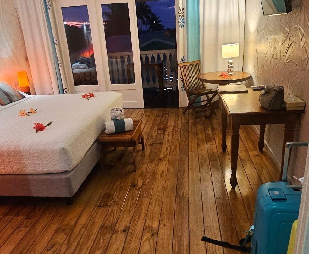 赖阿特亚旅馆酒店主图