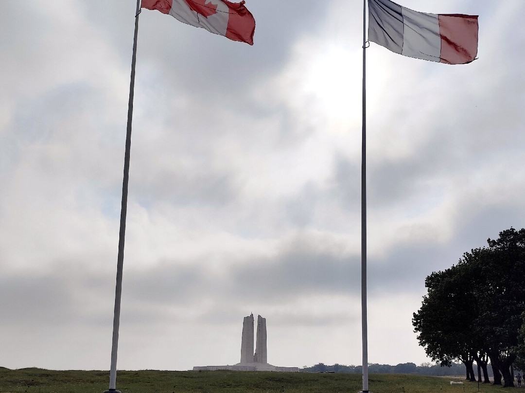 Canadian National Vimy Memorial-Givenchy-en-Gohelle必去景点