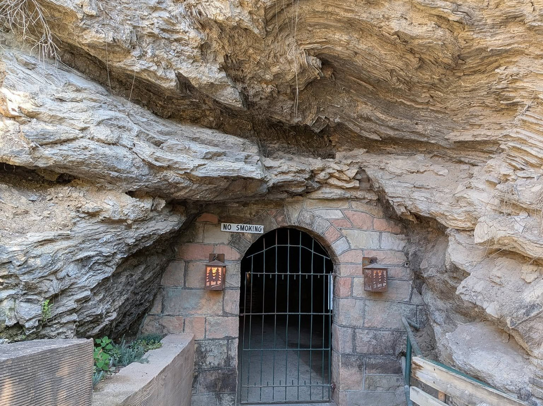 Smoke Hole Caverns-Seneca Rocks必去景点