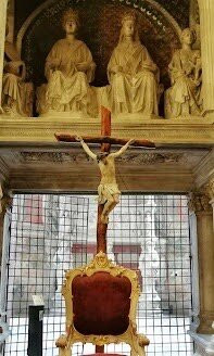 La Chiesa Di San Giovanni A Carbonara-那不勒斯必去景点