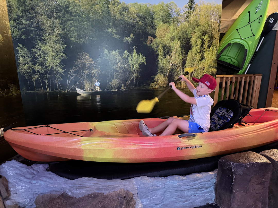 DNR Outdoor Adventure Center-底特律必去景点