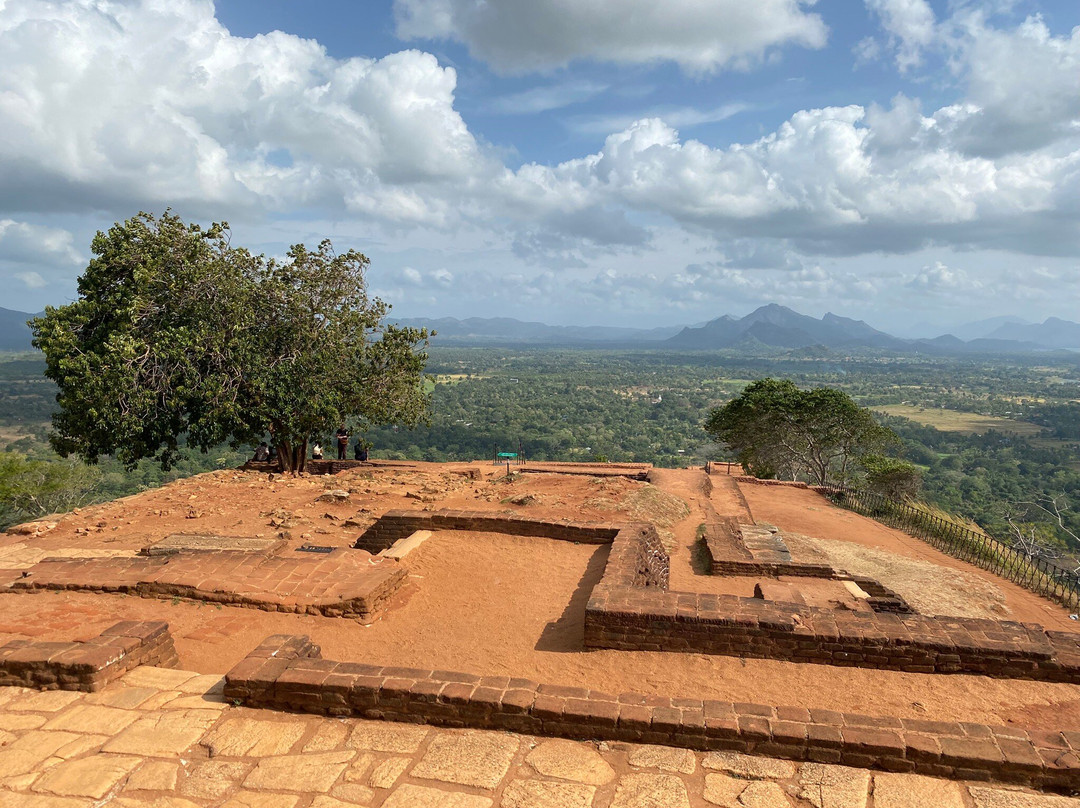 Ceylon Footprints-Padukka必去景点