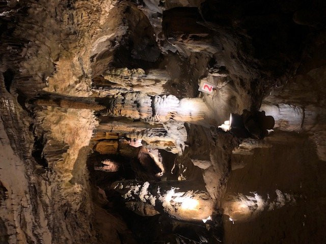 Grottes d'Osselle-Roset-Fluans必去景点