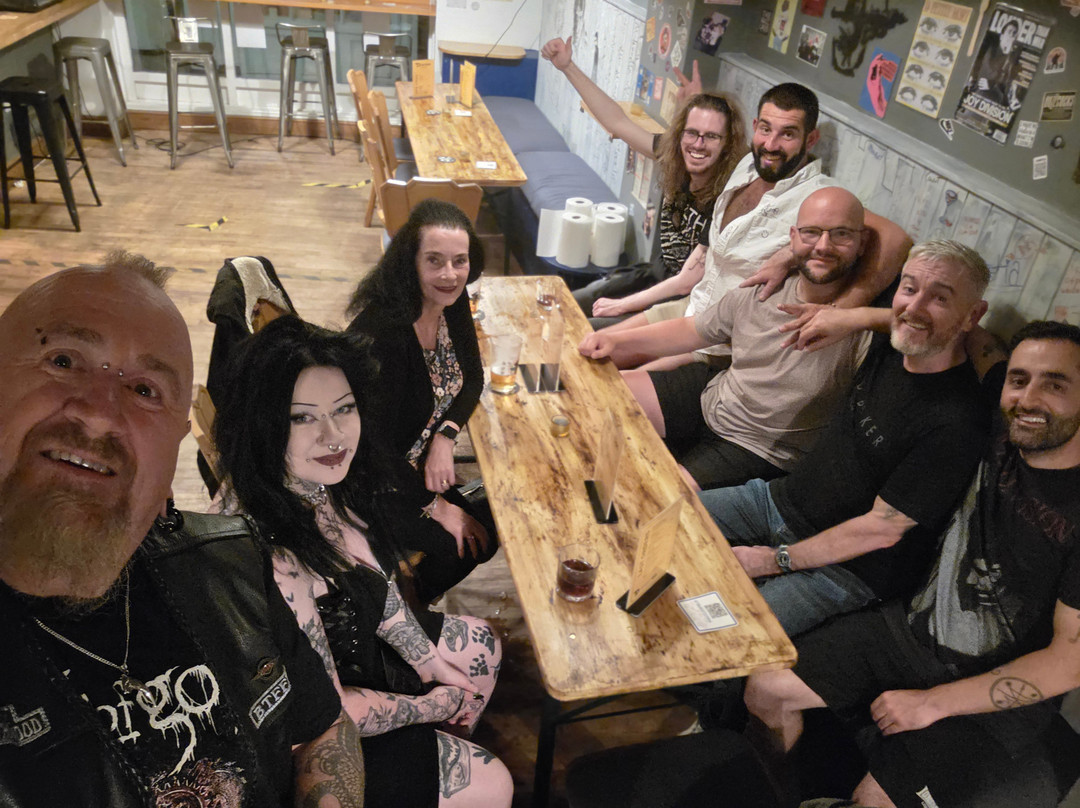 Diversion Bar & Kitchen
