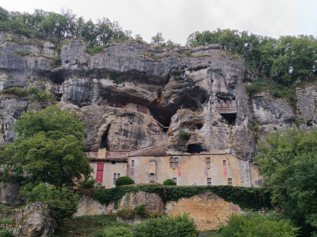 The Maison Forte de Reignac-Tursac必去景点
