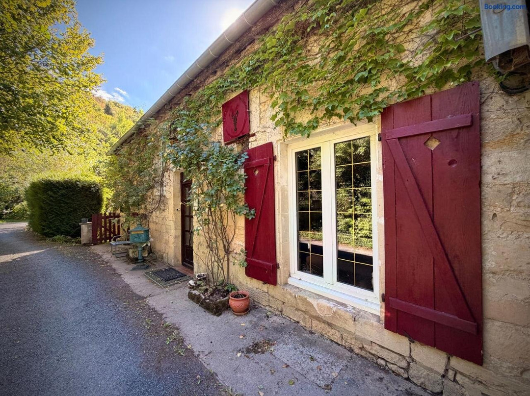 Le Moulin Aux Ecrevisses