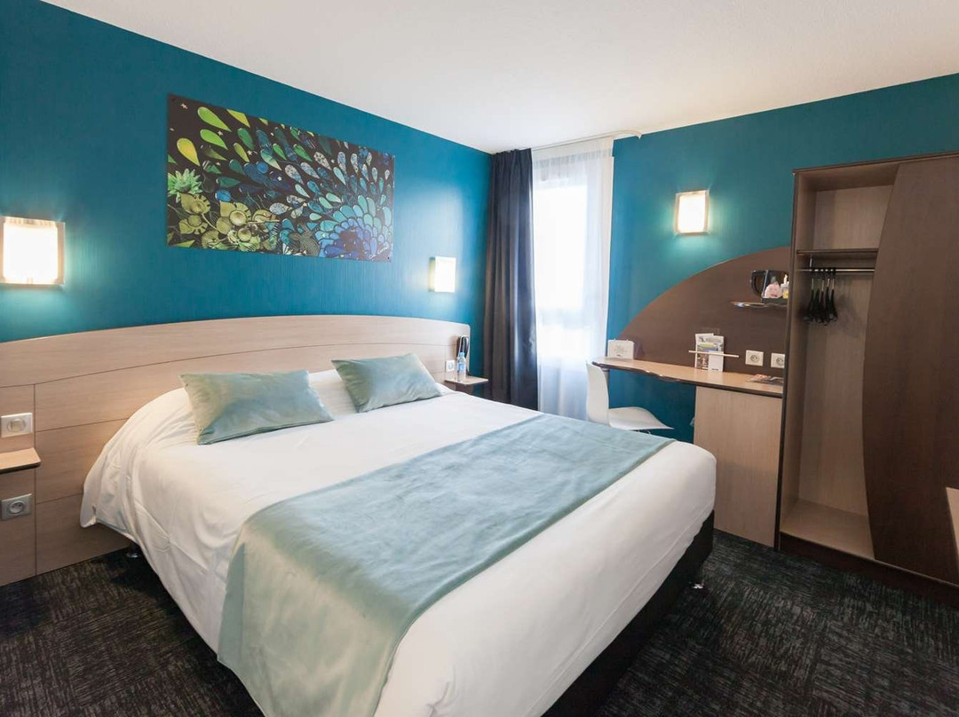 基里亚德尼奥特酒店主图