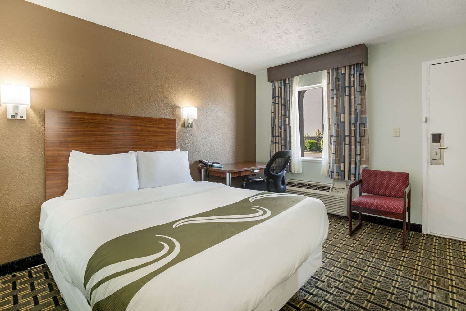 Quality Inn-官方