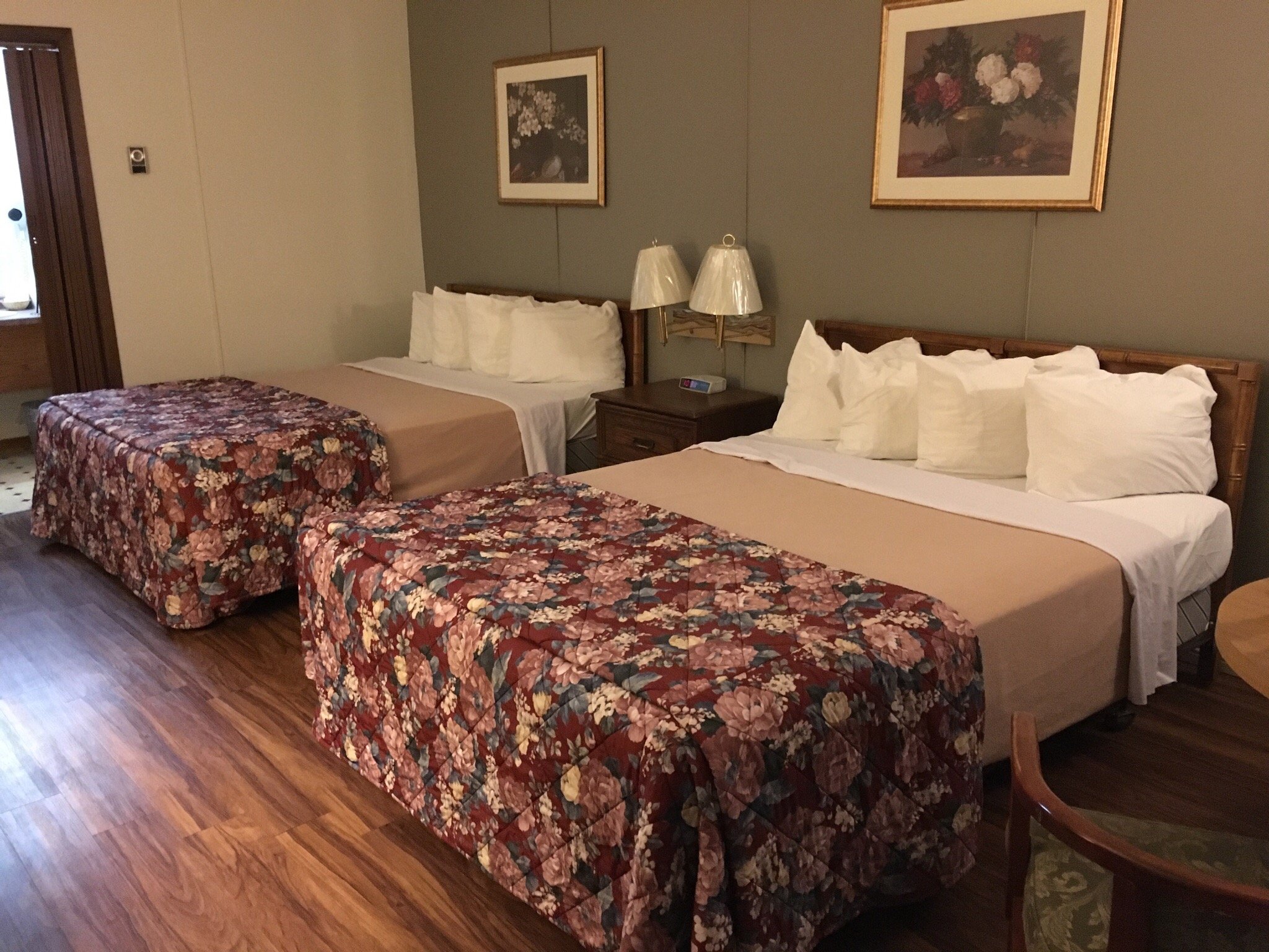 Holiday Motel-官方