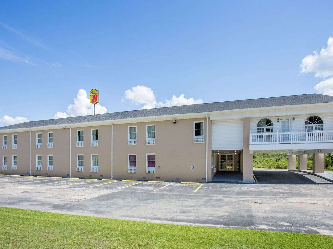 Super 8 by Wyndham Manning主图