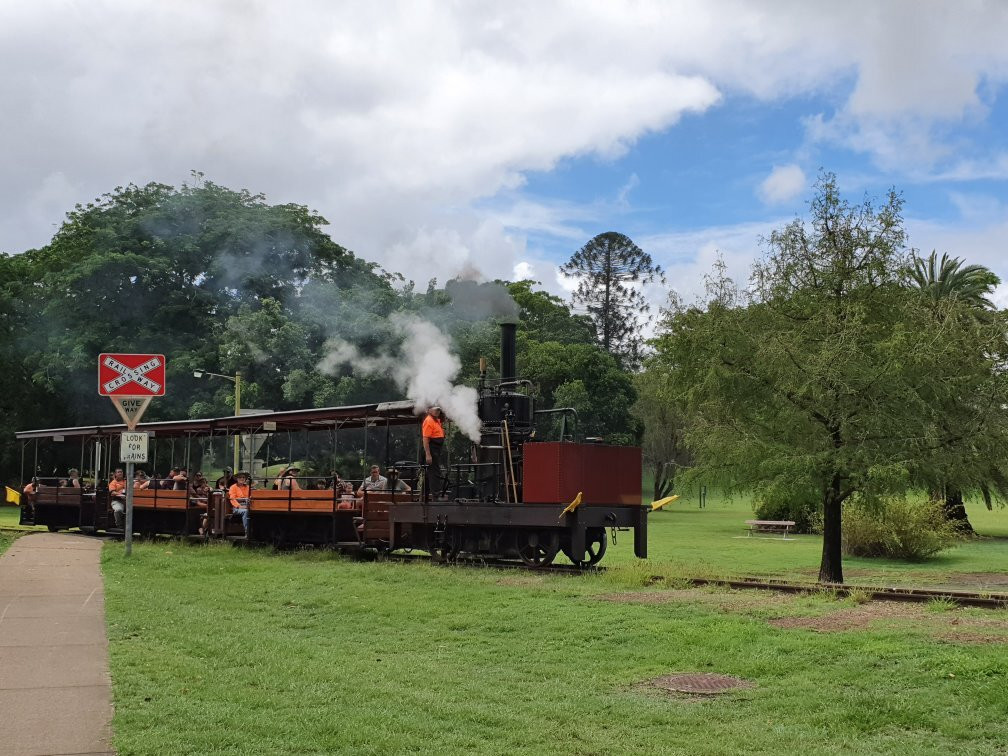 Mary Ann Steam Locomotive景点图片