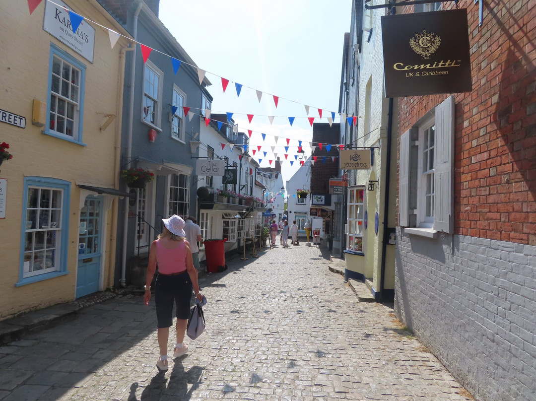 Lymington Harbour景点图片