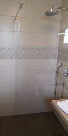 Hotel Claro Garni-浴室