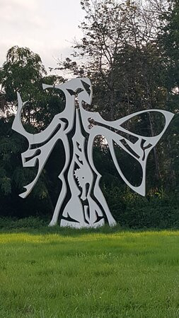 Sculpture Park Erich Engelbrecht-Thionne必去景点