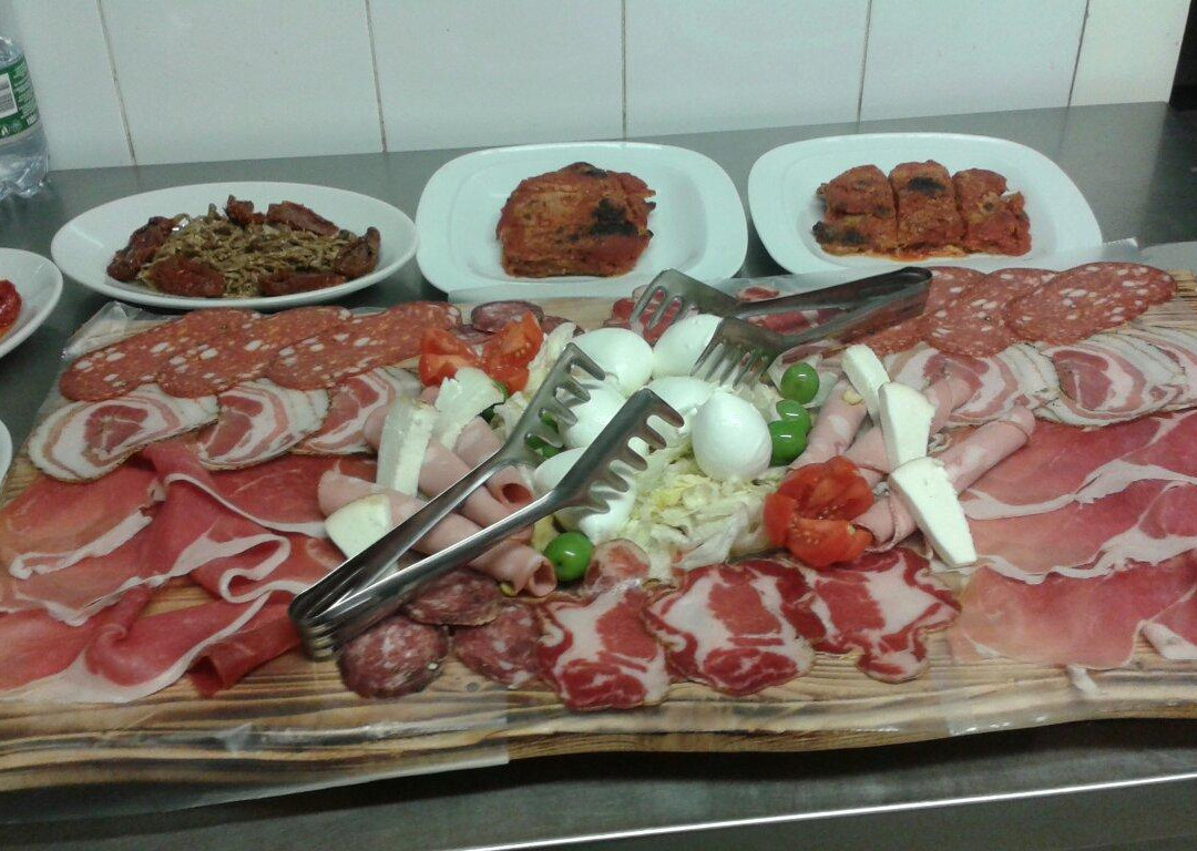 Ristopizza Da Gennaro S.N.C. Di Lodato Mariarosaria & C