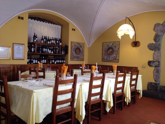 Ardesio餐馆和美食-Posta Al Castello