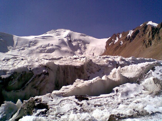 Almaty Region旅游景点-Pogrebetskogo Peak