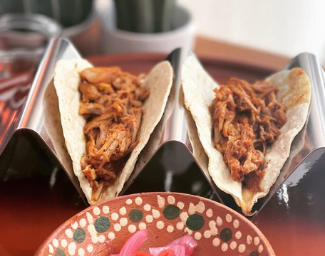 Con Chile Y Azafrán