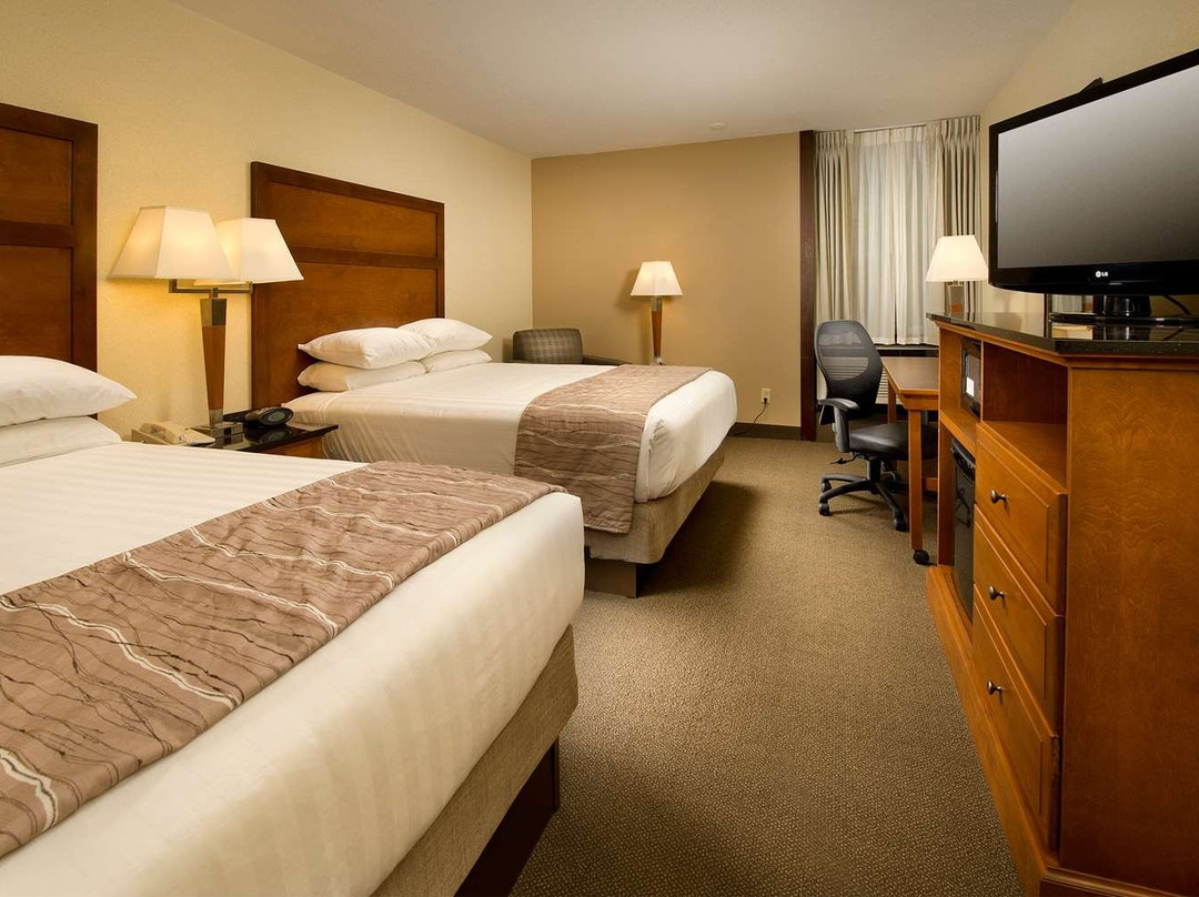 Drury Inn & Suites Springfield主图