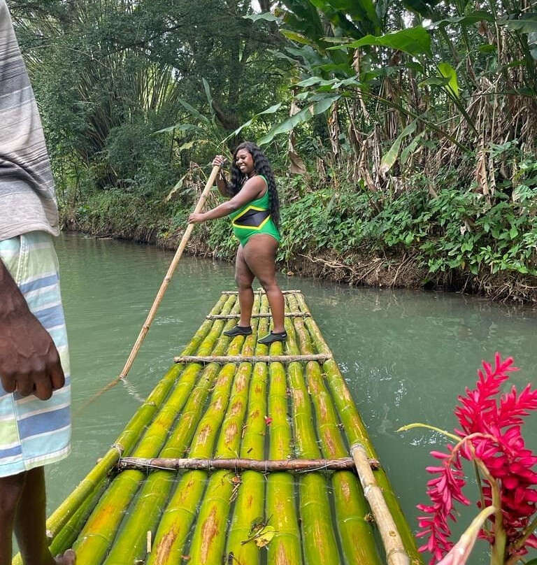 Pappi Tours JA-蒙特戈贝必去景点