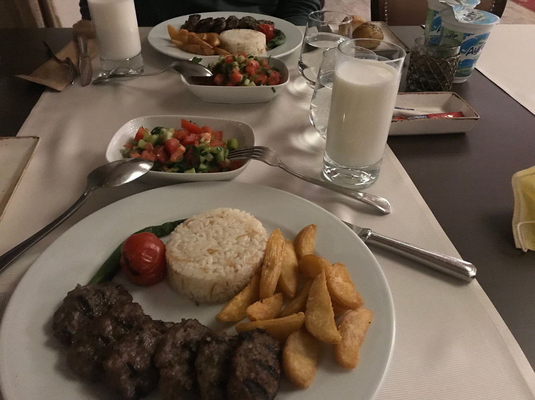 Wellborn Luxury Hotel主图