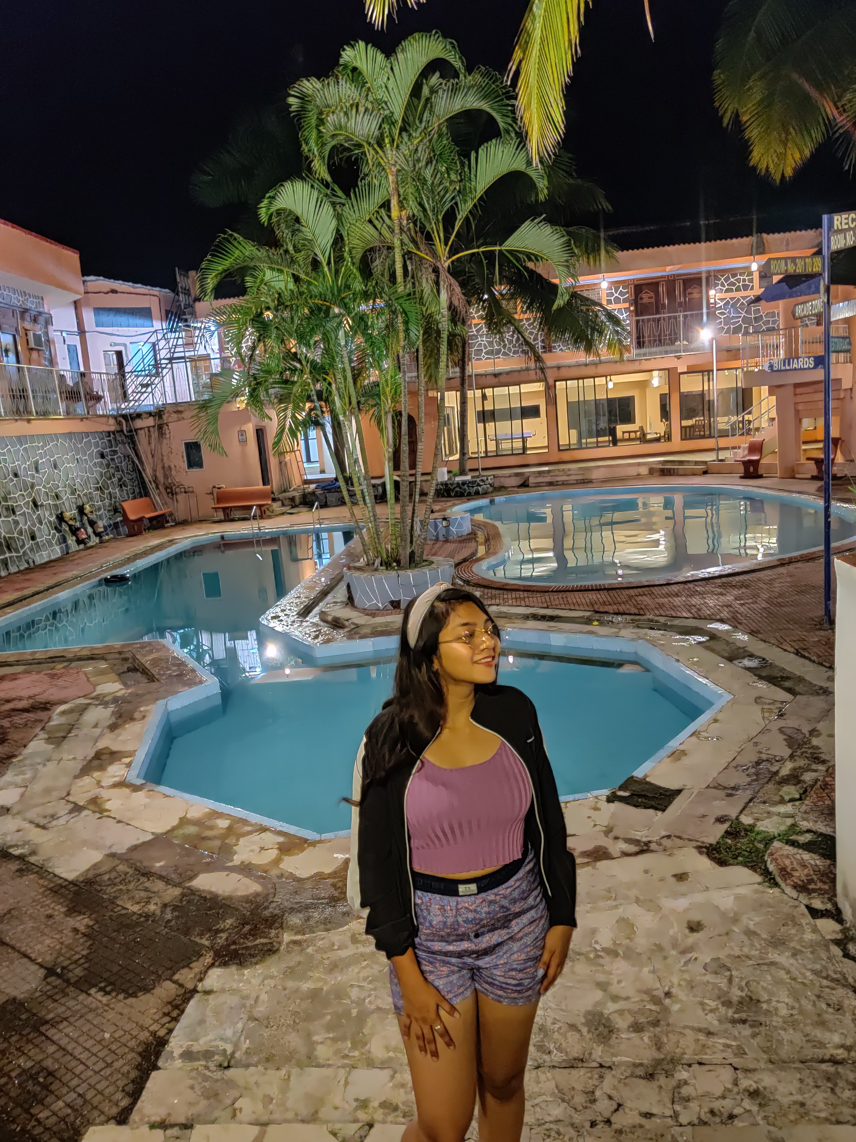 Elysium Resort Alibaug-泳池