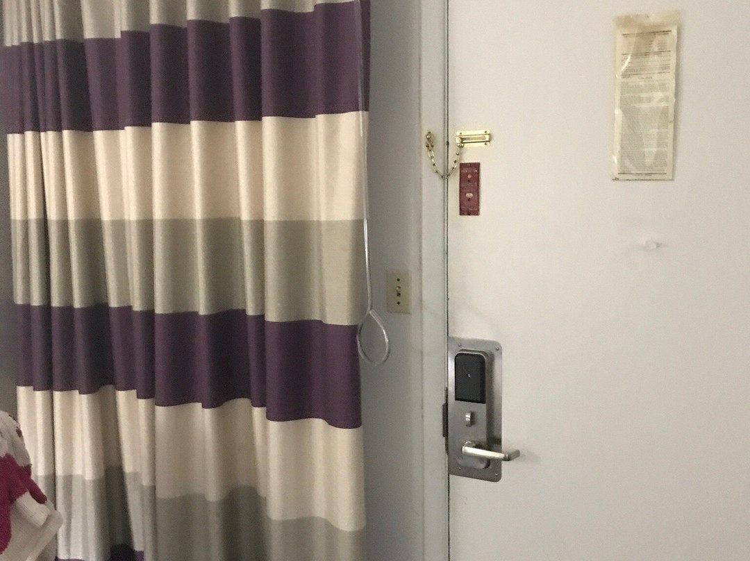 Twi-Lite Motel主图