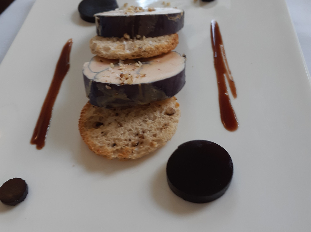 圣奥宾亭酒店主图