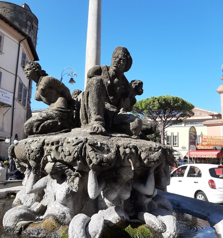 Fontana dei Quattro Mori-马里诺必去景点