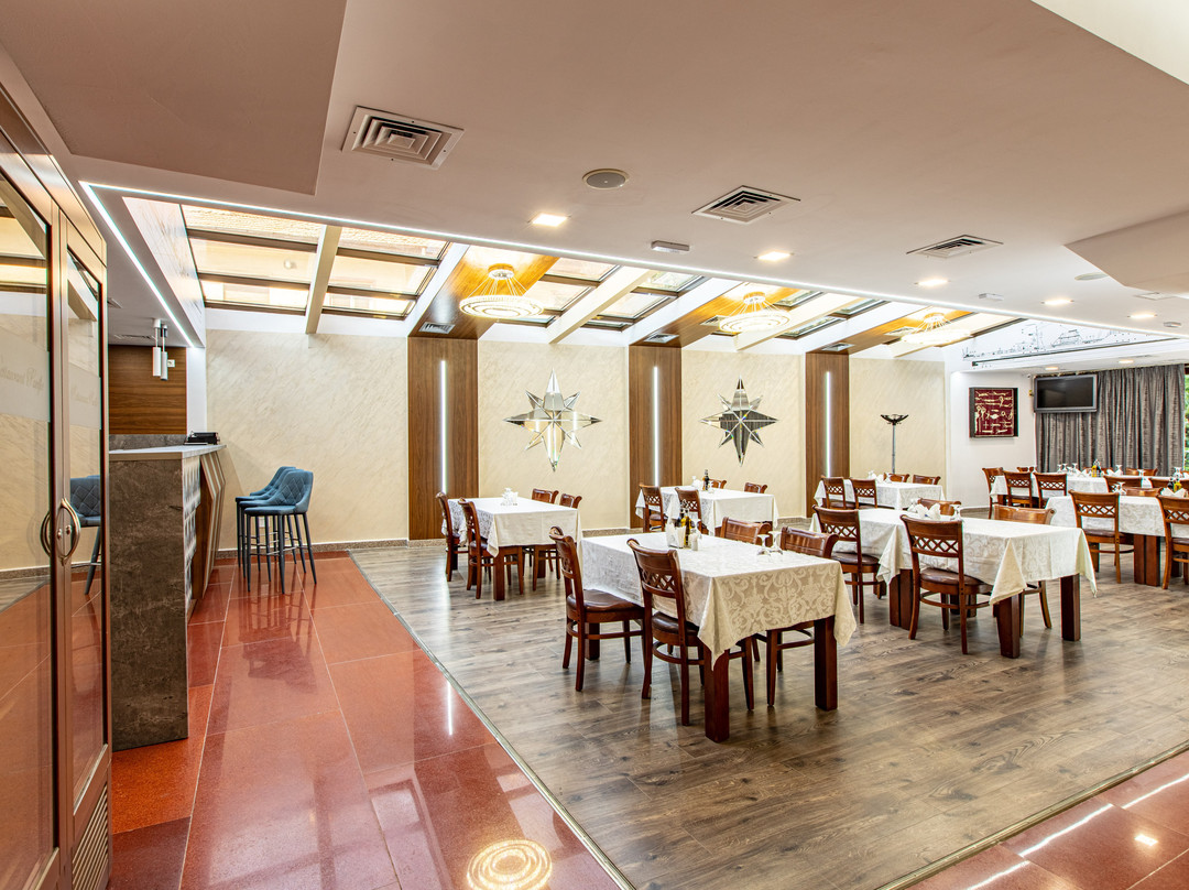 Hotel Lira Pacific主图