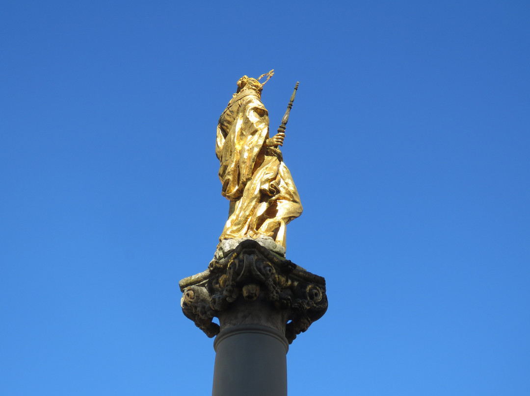 Plague Pillar of Mary and the Infant Jesus-普图伊必去景点