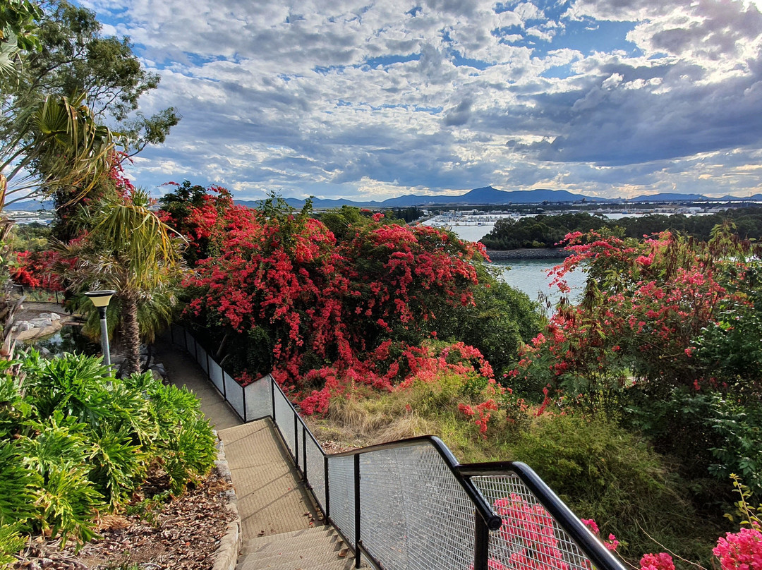 William Golding Memorial Lookout-Gladstone必去景点