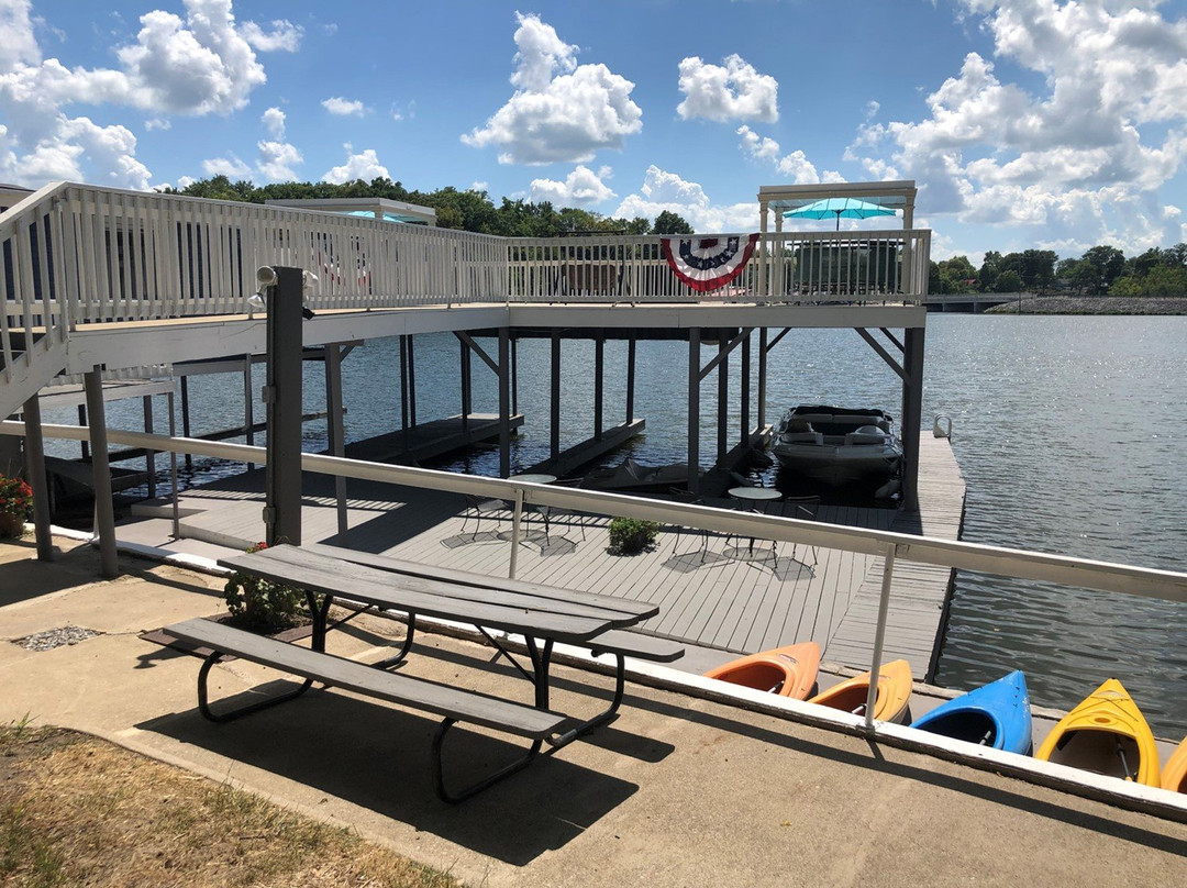 Alexander's Landing主图