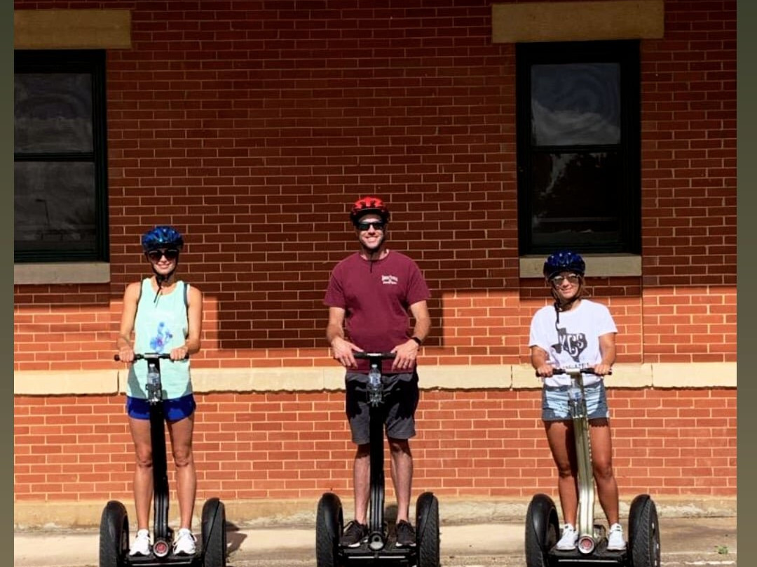 Granbury Segway Tours-格兰伯里必去景点