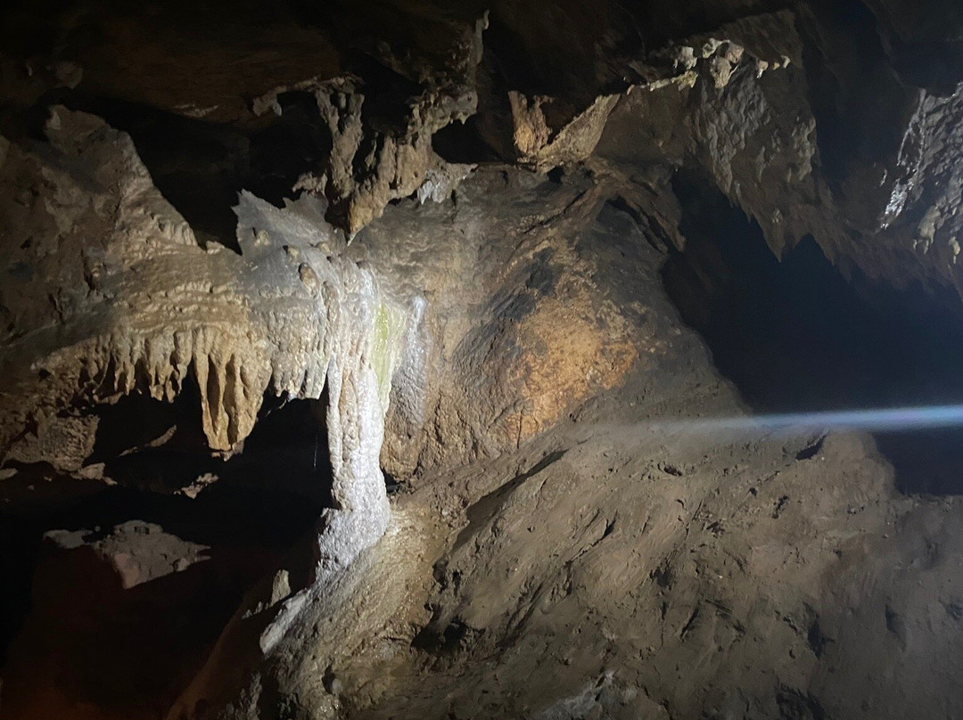 Red Caves (Kizil-Koba)-Perevalne必去景点