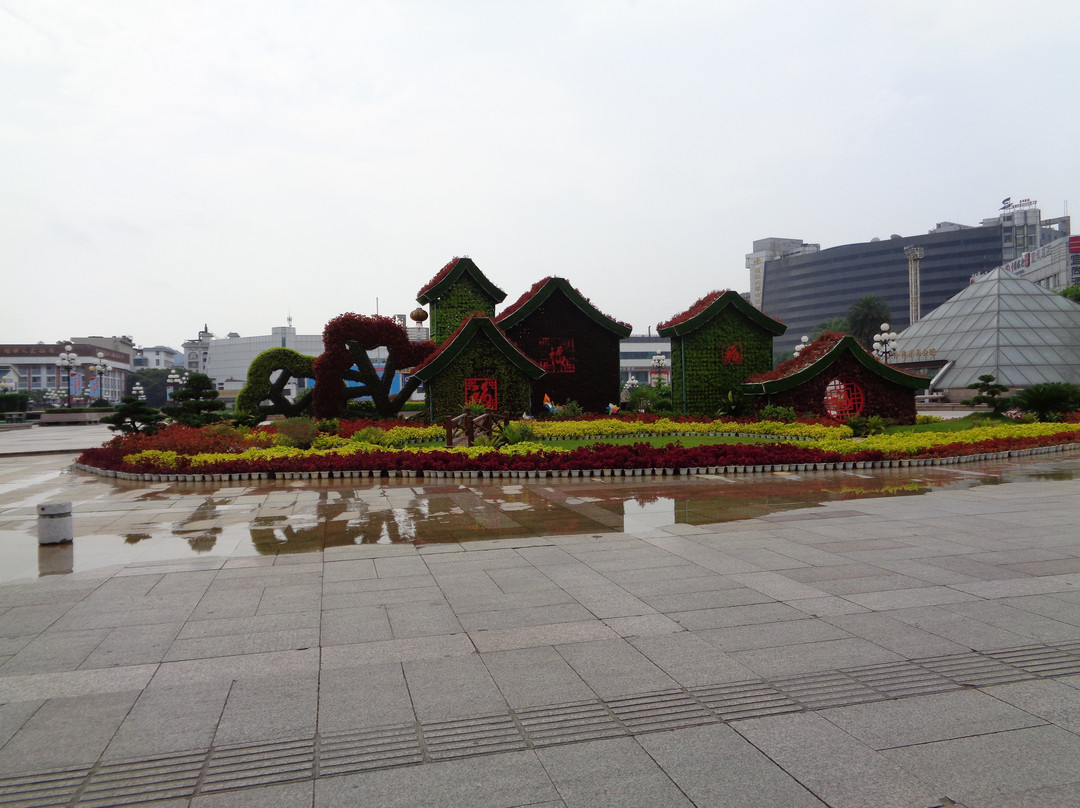 桂林市中心广场景点图片