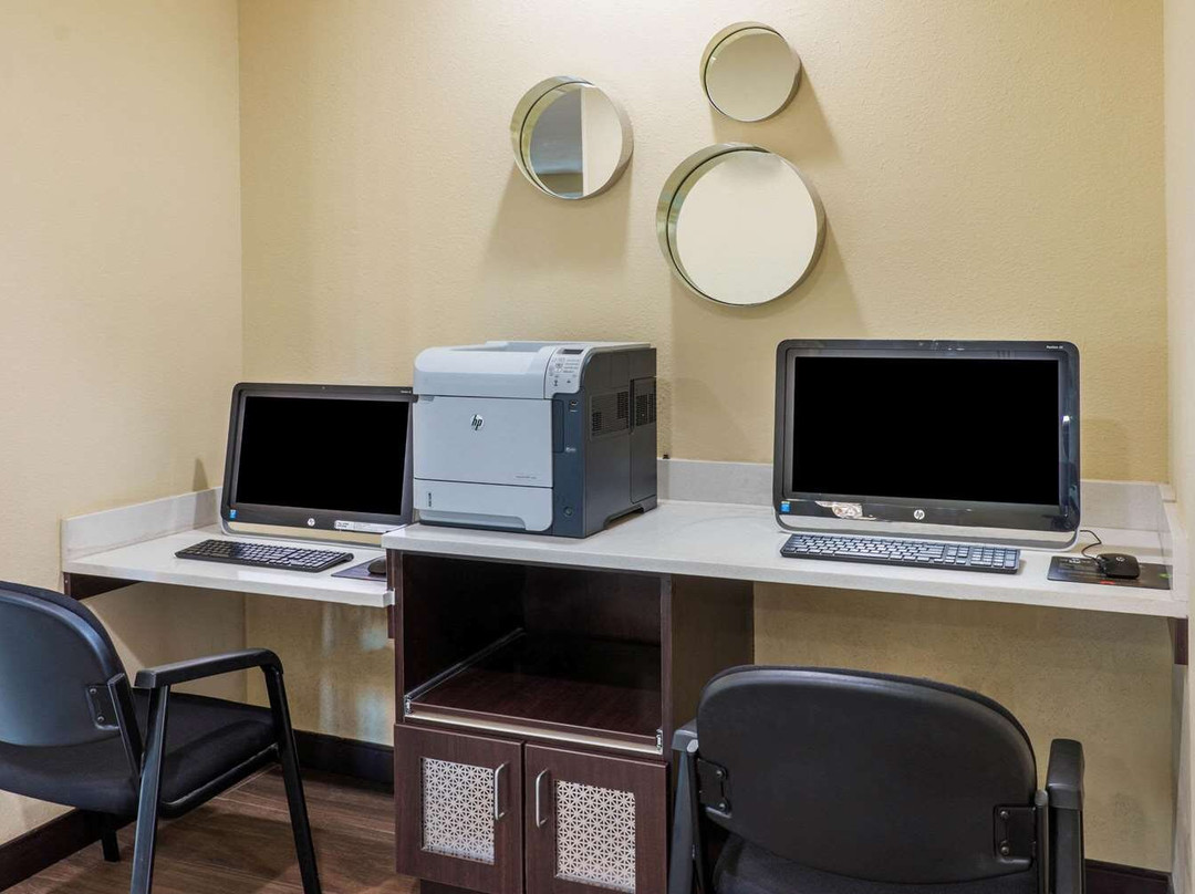 La Quinta Inn & Suites by Wyndham Artesia主图