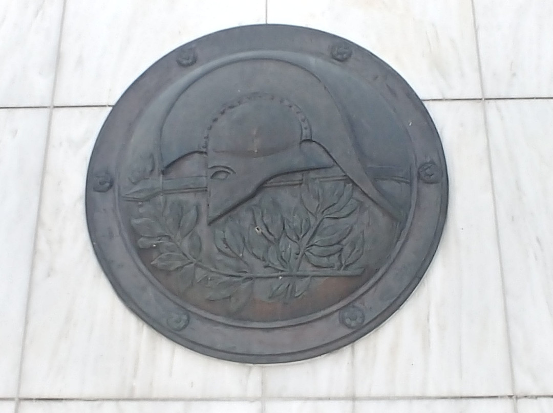 Greek Military Veterans Monument-骊州郡必去景点