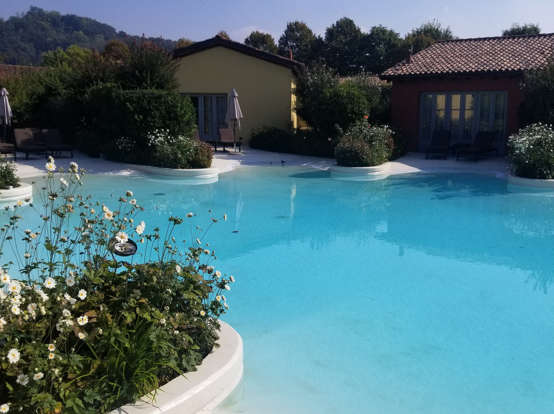 Joia Hotel & Luxury Apartments RTA主图