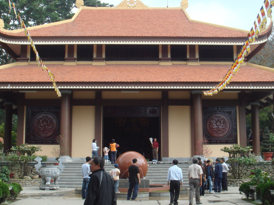 Yen Tu Village