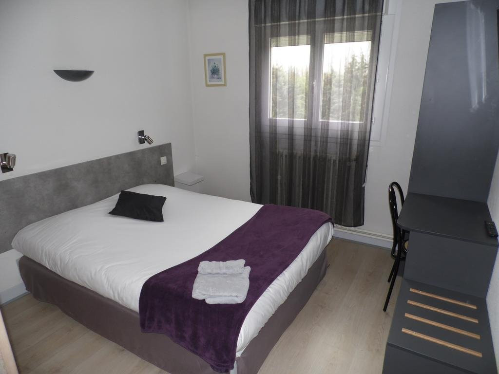 拉玛日斯特尔客栈主图